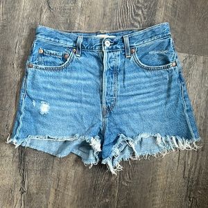 LEVIS RIBCAGE SHORTS 29
